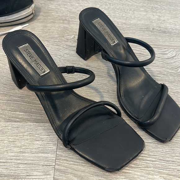Steve Madden sandals - Picture 1 of 1